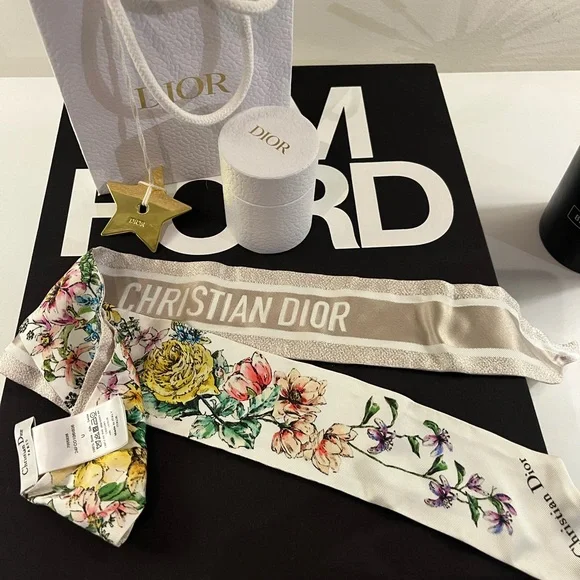 Dior Beige and Floral Silk twilly Scarf NWT - Picture 2 of 5
